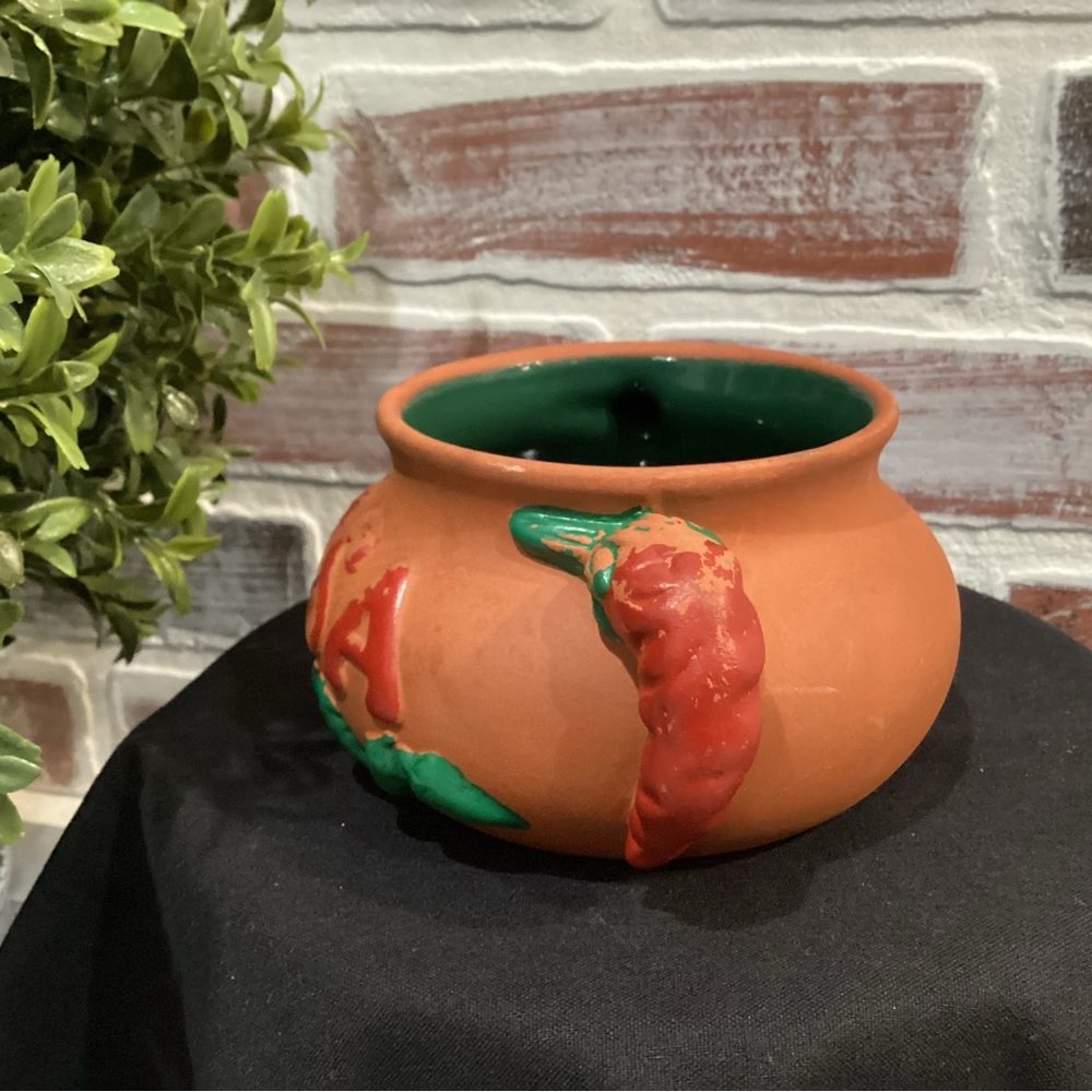 🟠 Unique Salsa Bowl ready for you to “Get Your Salsa On” - Ceramic - Used Nice - Picture 2 of 8